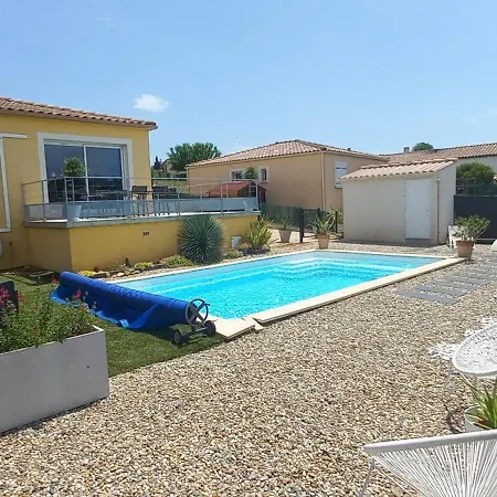 Charmante Maison Lumineuse Avec Piscine, Jolie Vue